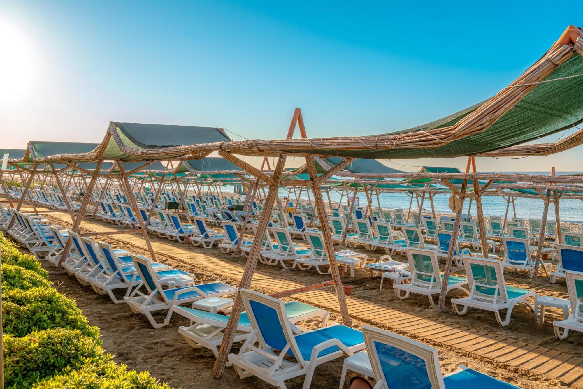 Sun Heaven Family & Hotell