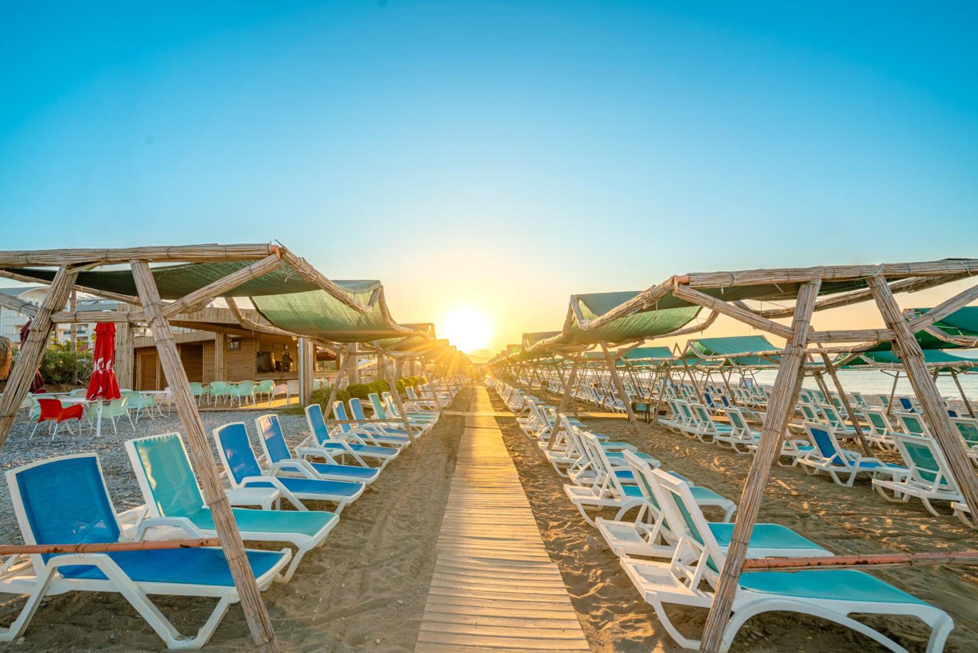 Hotell Sun Heaven Family &